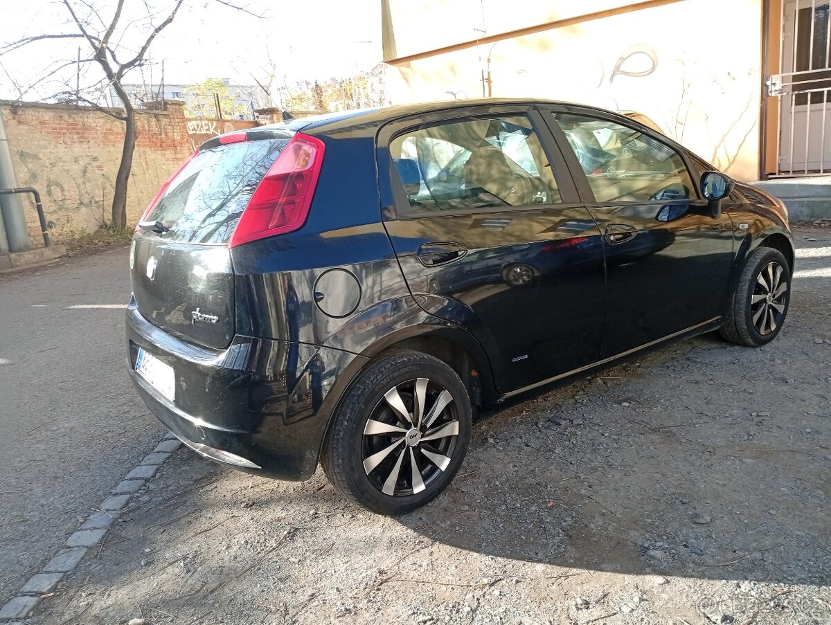 Prodám Fiat Grande Punto 13Jtd - 6