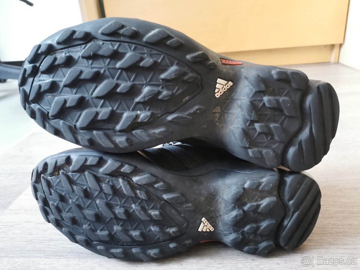 Chlapecké boty Adidas terrex, vel. 36 - 6
