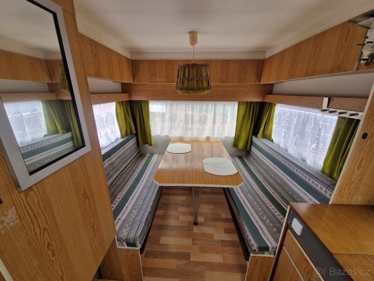 Obytný přívěs, karavan - 6