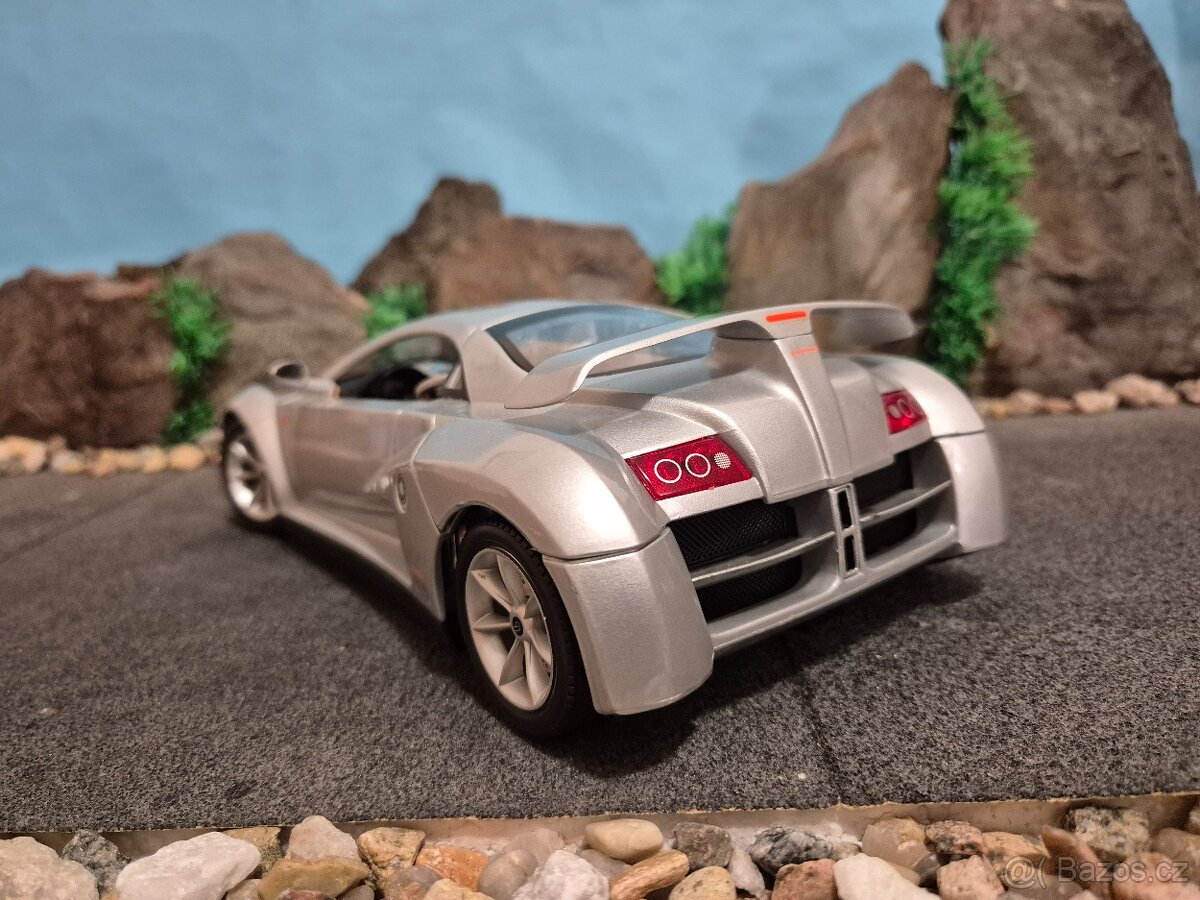 Prodám model 1:18 Prima giugiaro - 6