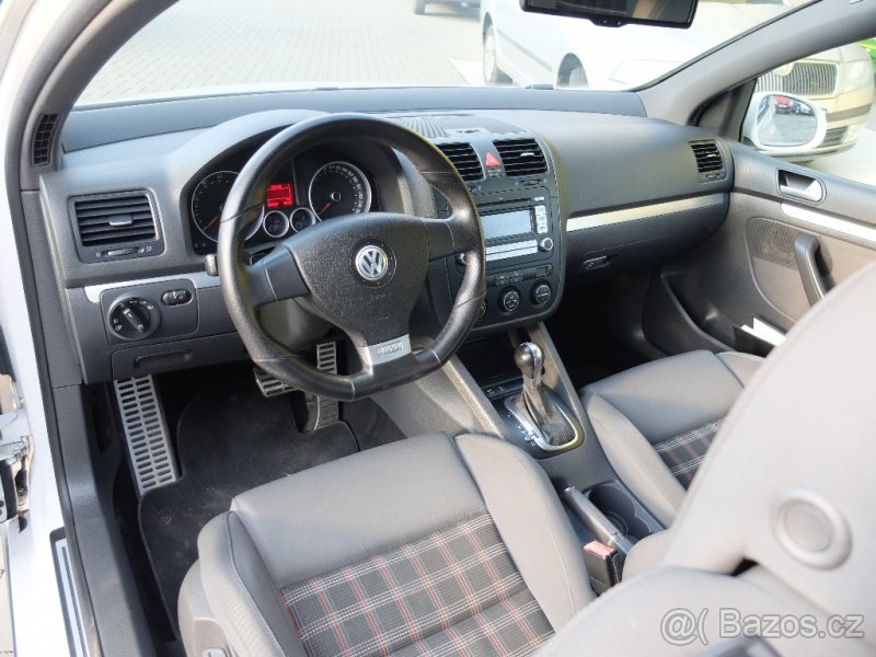 VW Golf GTI 2,0 TFSI, DSG - 6