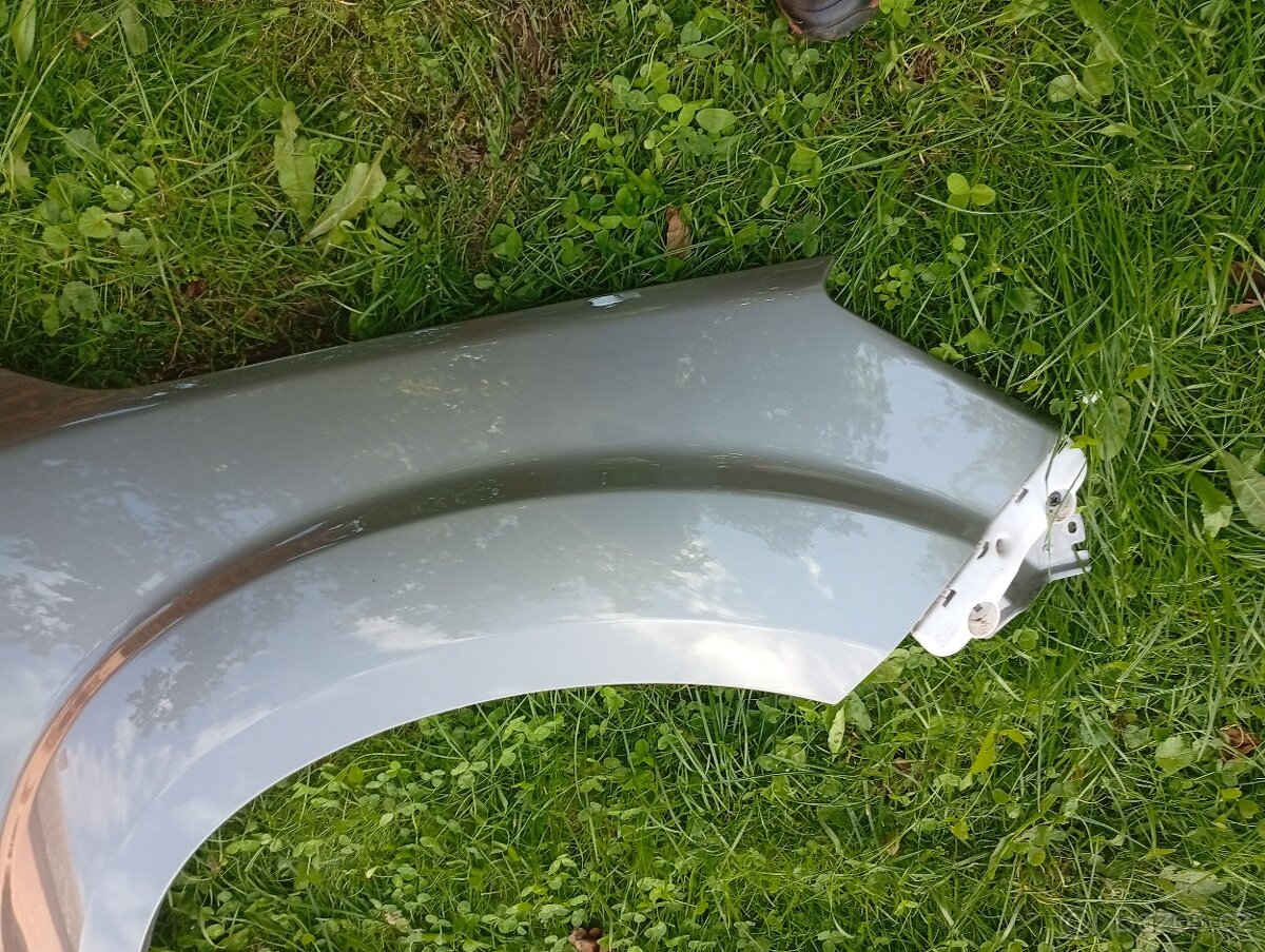 NISSAN NAVARA D23 RV 2020 BLATNÍK PRAVÝ A LEVÝ - 6