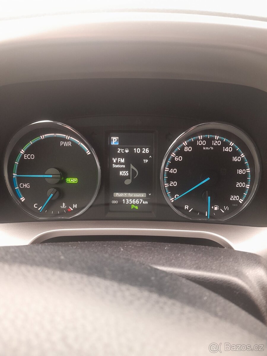 Toyota RAV4 Hybrid - 6