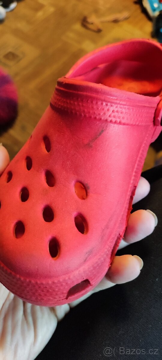 Dětské červené Crocs boty, vel. 28 - 6