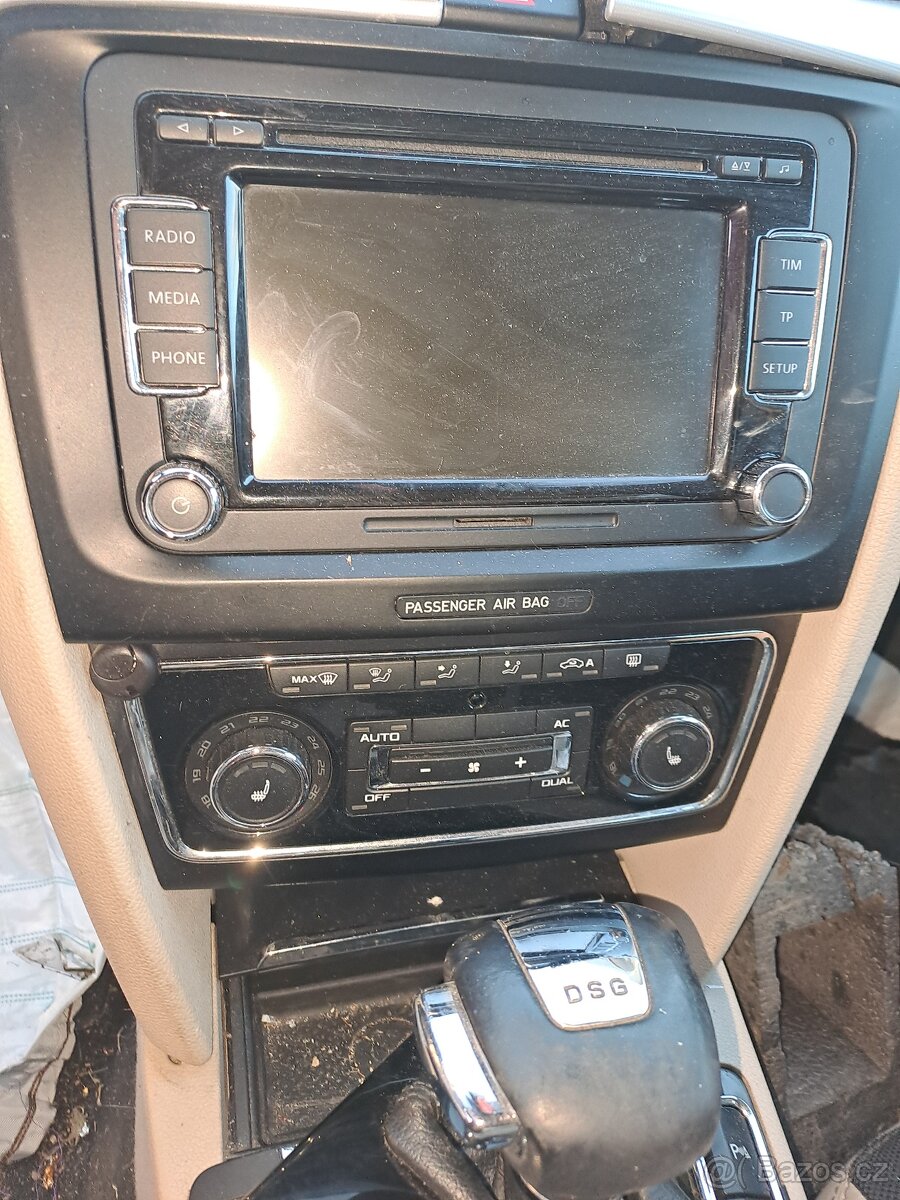 Superb 2 barva 9893. Sedan SEDAN - 6