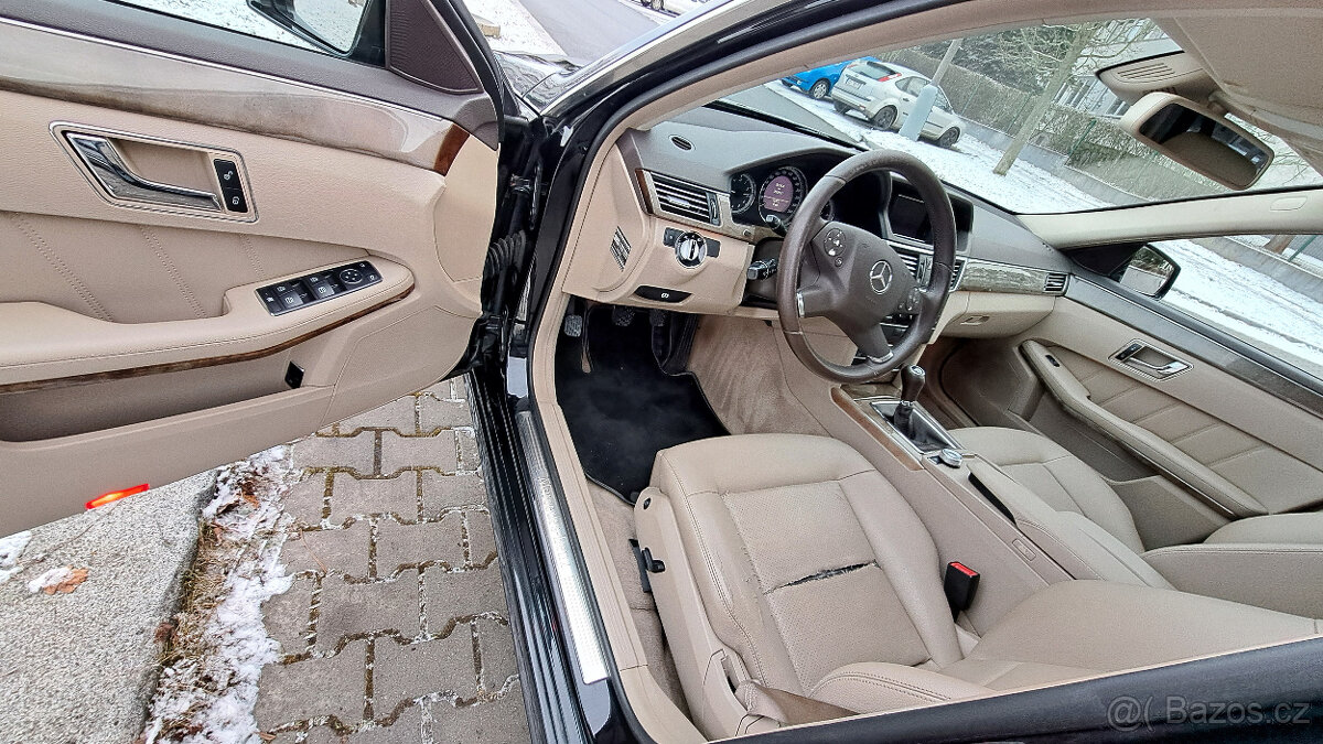 Mercedes-Benz W212 E 220cdi Elegance, r.2010 - 6