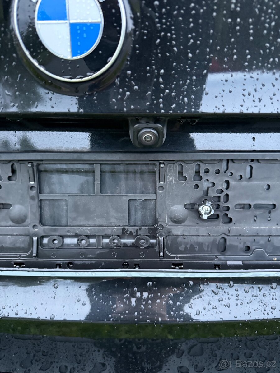 BMW 530e. 215 kW . 140000 km. - 6