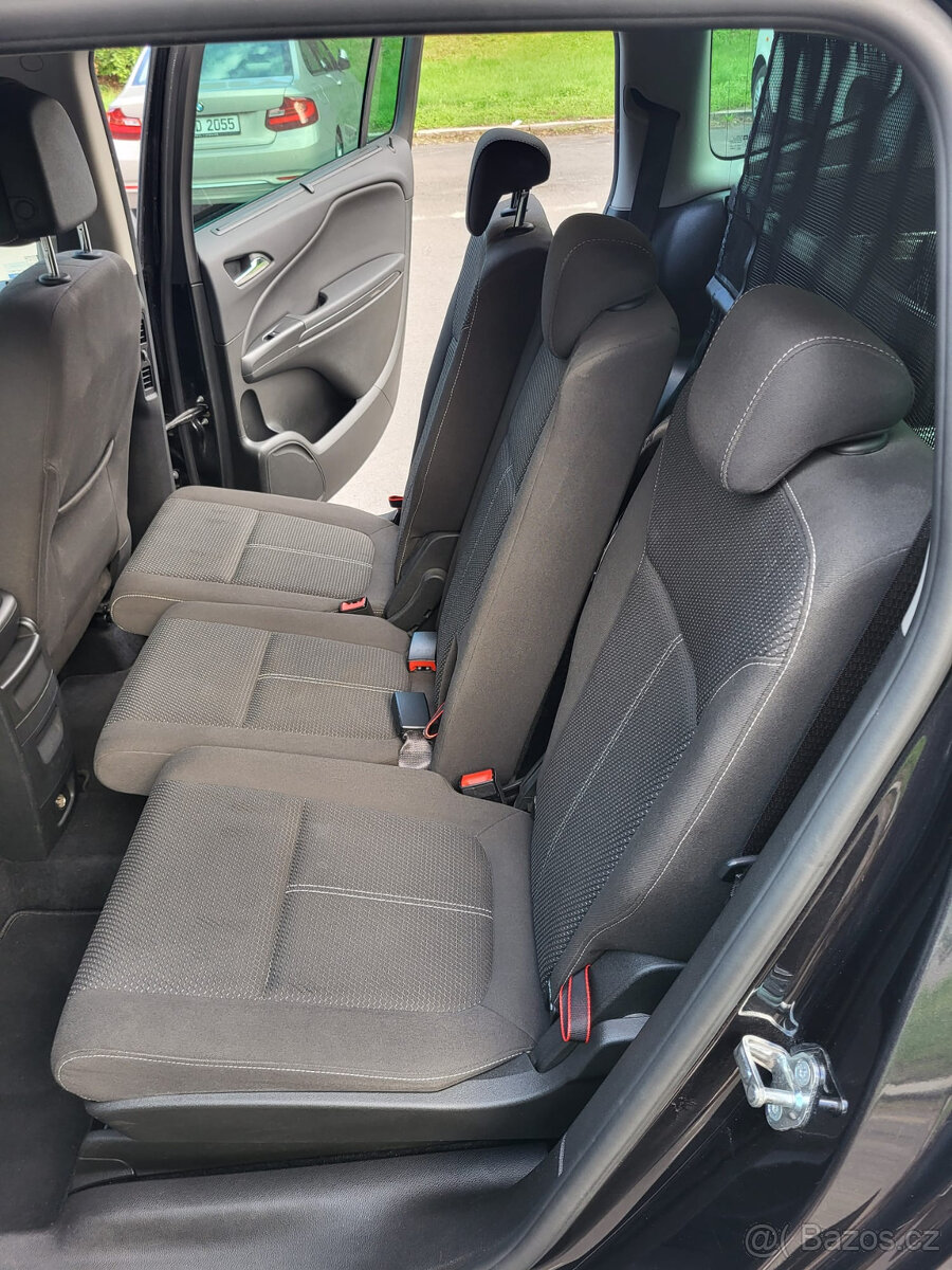 Opel Zafira Sports Tourer Cosmo 2,0 BiTurbo, 195 HP, 1. maj - 6