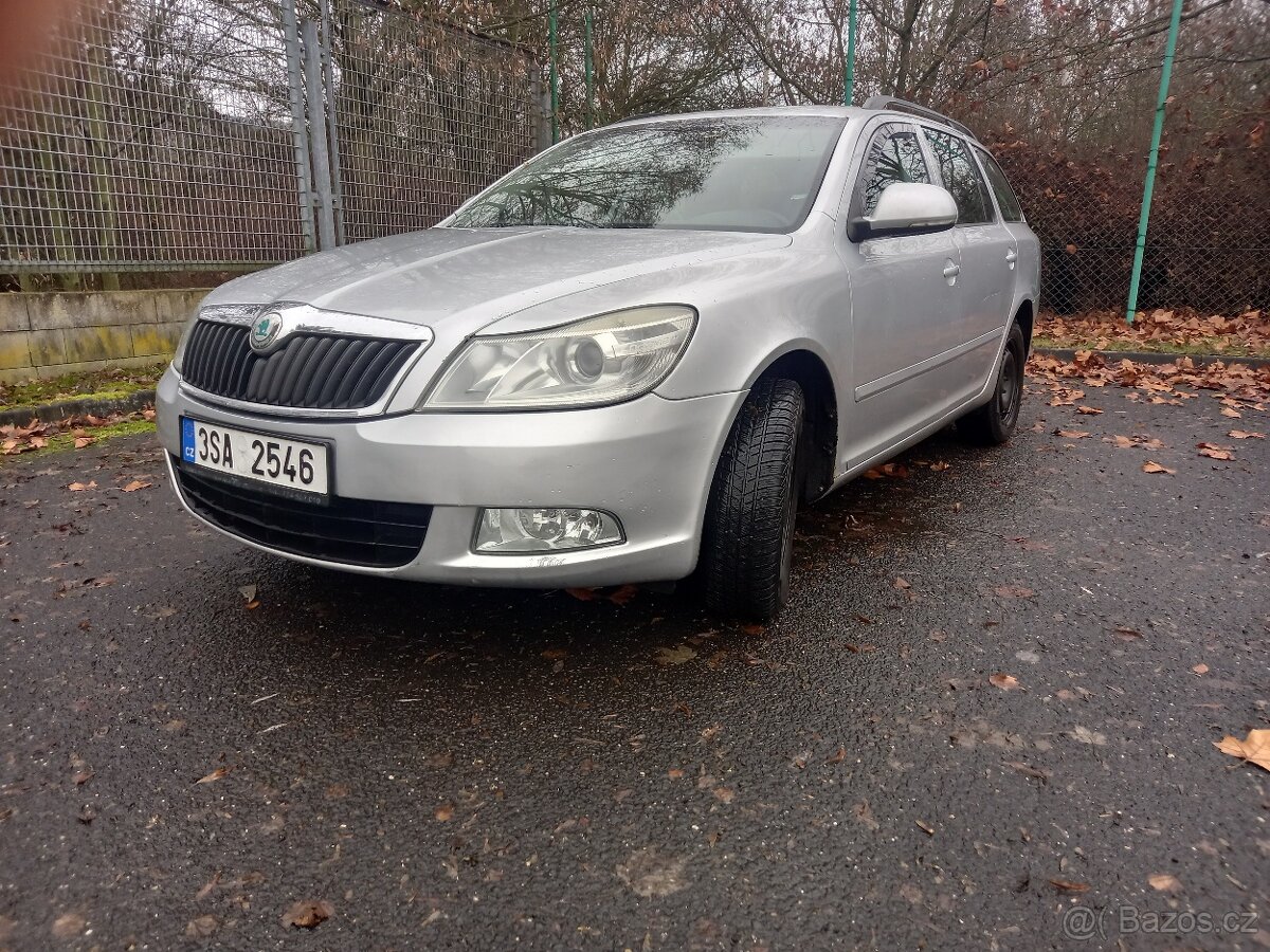 Prodám škoda octavia 2 facelift 1.2tsi 77kw - 6