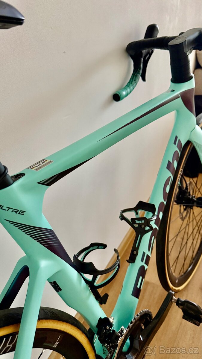 Bianchi Oltre race 2024 (vel 55) - 6