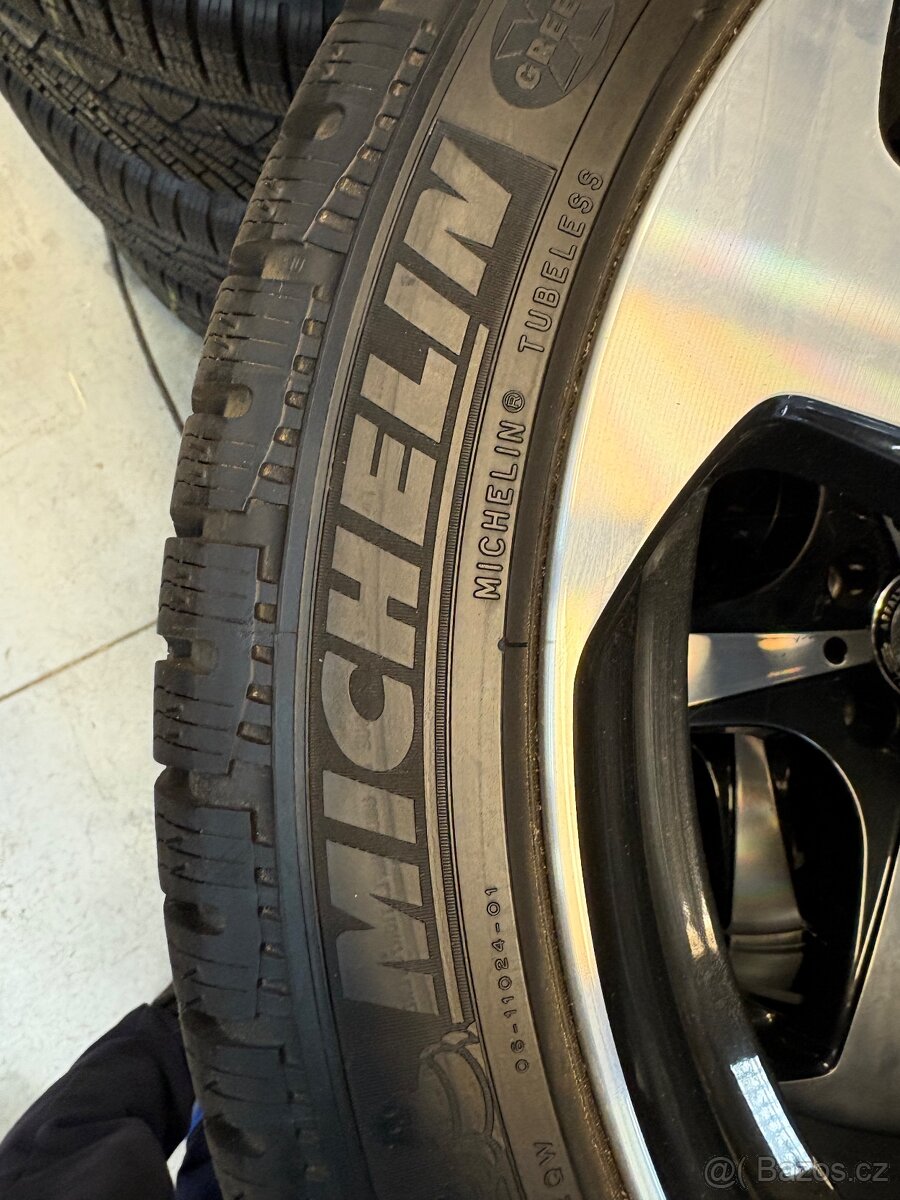 Mercedes Benz C klasse Alu kola Originální 245/40/18 - 6