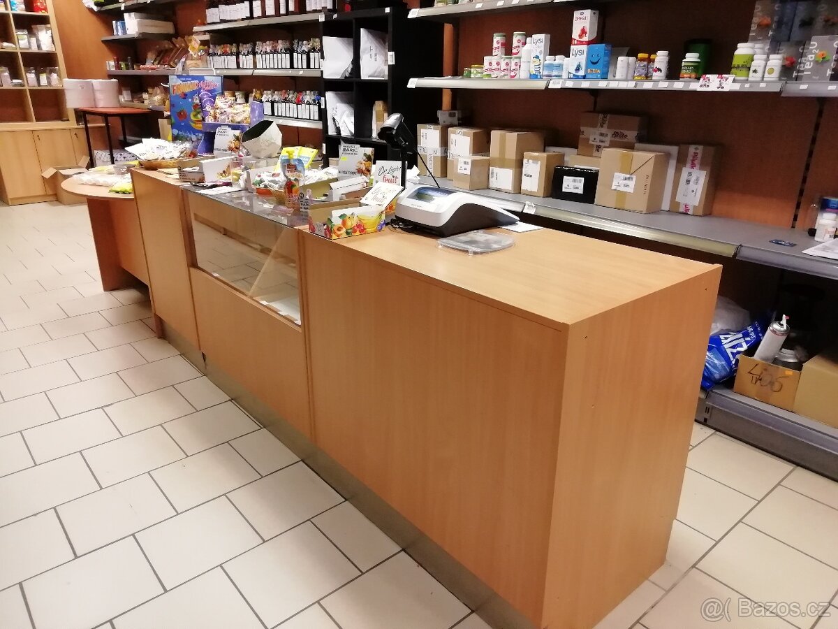 Regály a prodejní pulty - 6