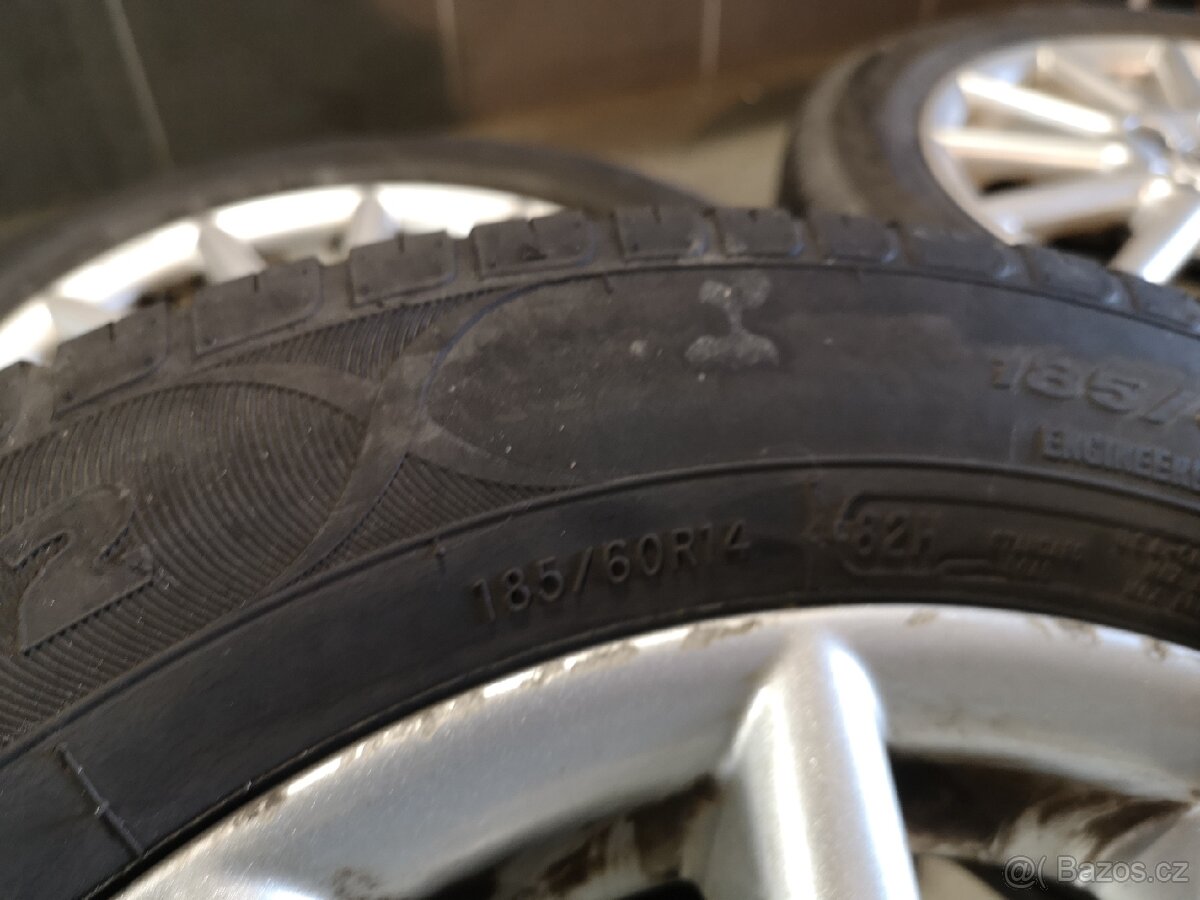 Vw Polo, Fabia alu + letní 185/60/14. - 6