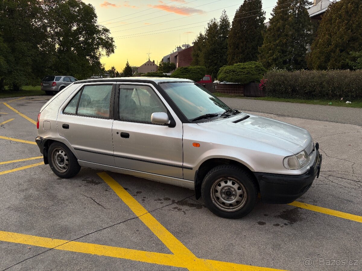 Felicia 1.3 GLX 1997 50KW - 6