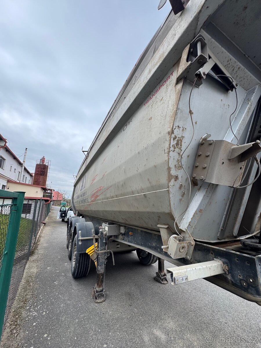 Návěs Menci SA700R - 6