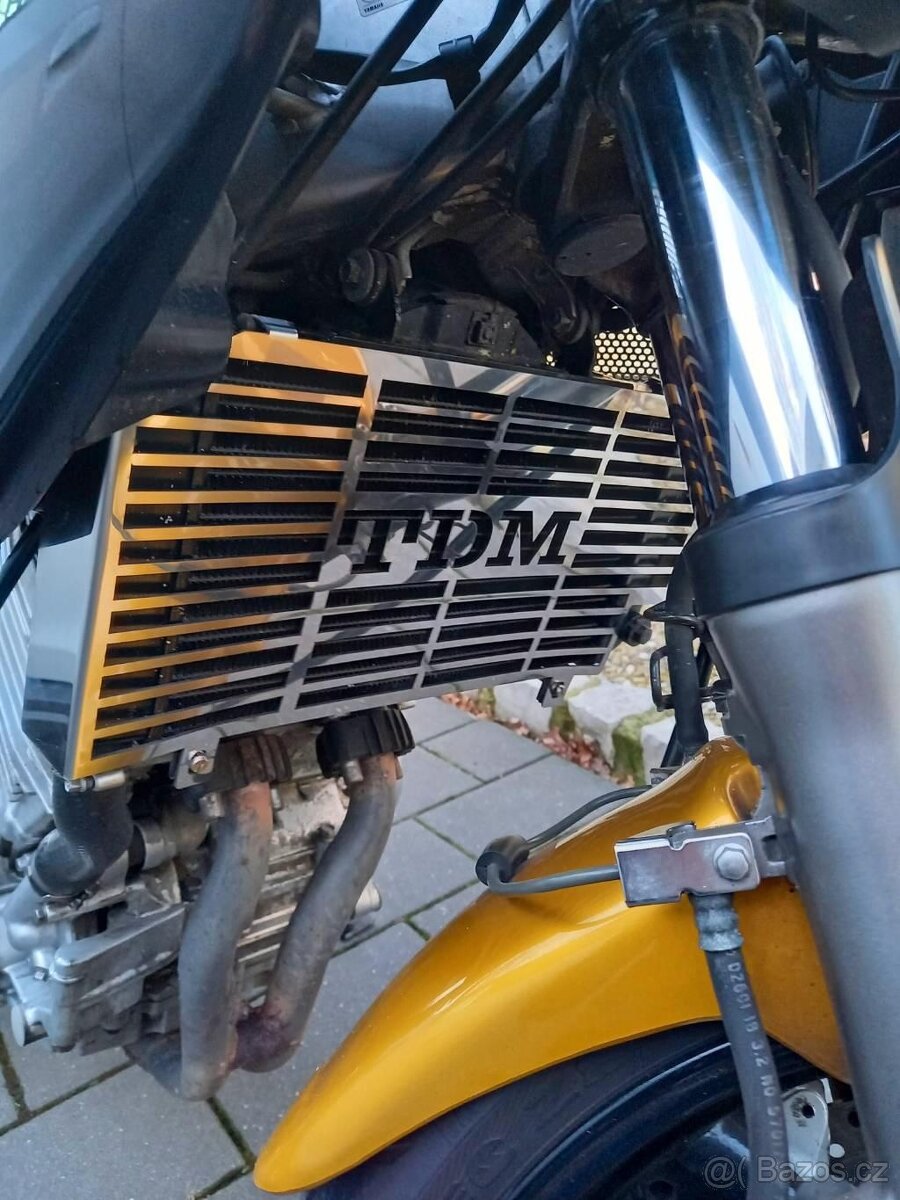 Kryt chladiče cestovní - 6