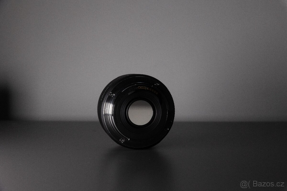 Canon EF 50mm F/1.8 STM + redukce EF/RF - 6