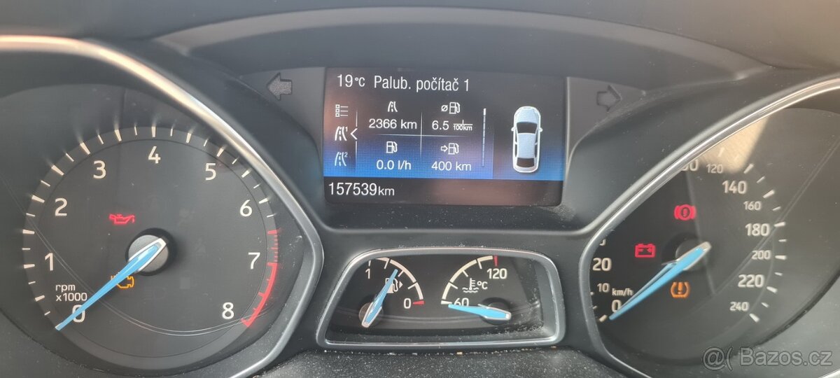 Prodám Ford Focus 1.5 ECOBoost 110 kW kombi super stav - 6