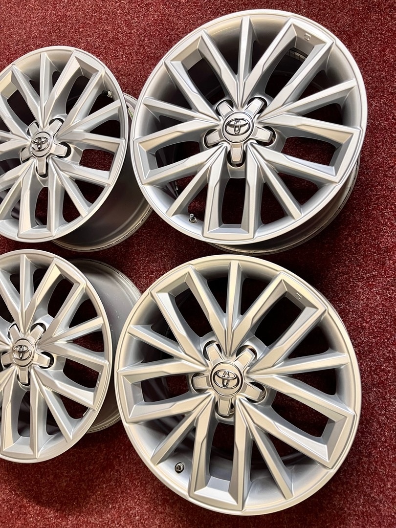 5x114,3 R17 ORIGINÁL Alu Toyota Corolla 2022 - JAKO NOVÉ - 6