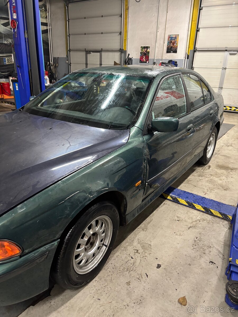 E39 528i náhradní díly - 6