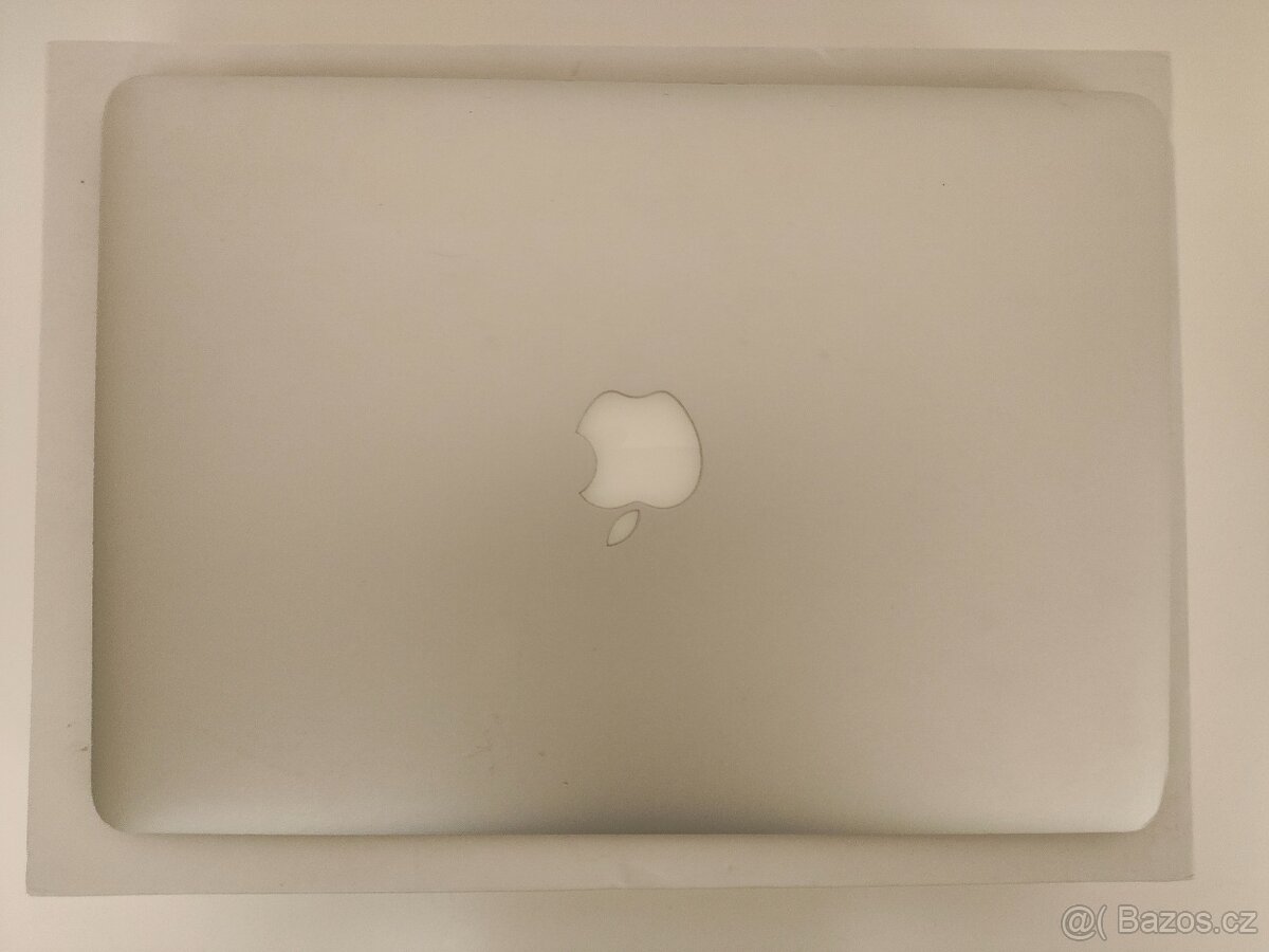 MacBook Air 2015 | i7 • 8GB • 256GB - 6