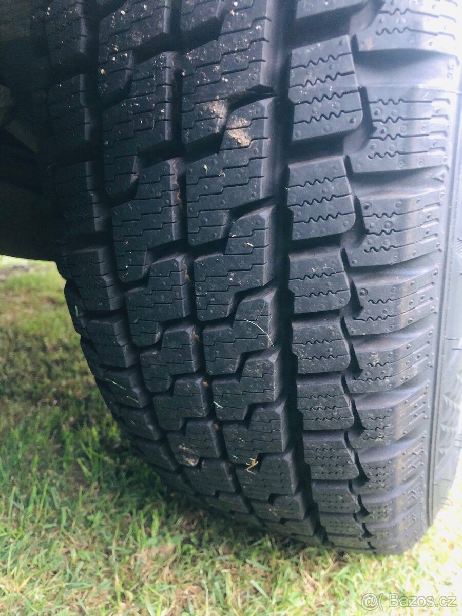 15” VW plechový disk 5x112,letní pneu Barum Vanis 195/70/15c - 6