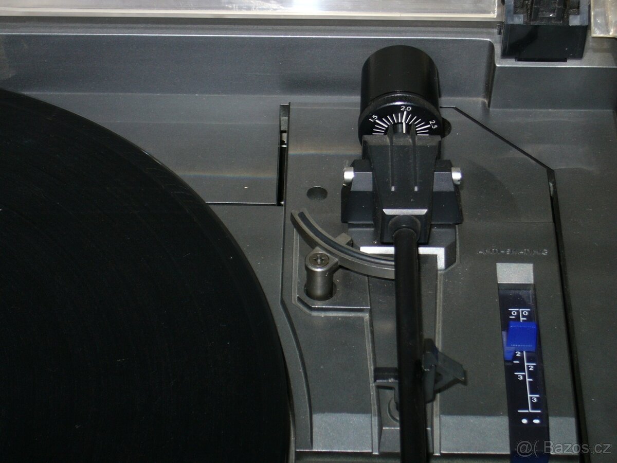 Gramofon JVC L-A100 v dobrém stavu - 6