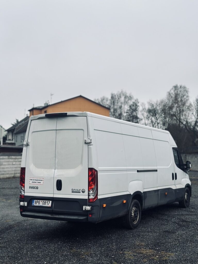 IVECO DAILY FURGON L4H2 2.3 dCi Hi-Matic 2018 - 6