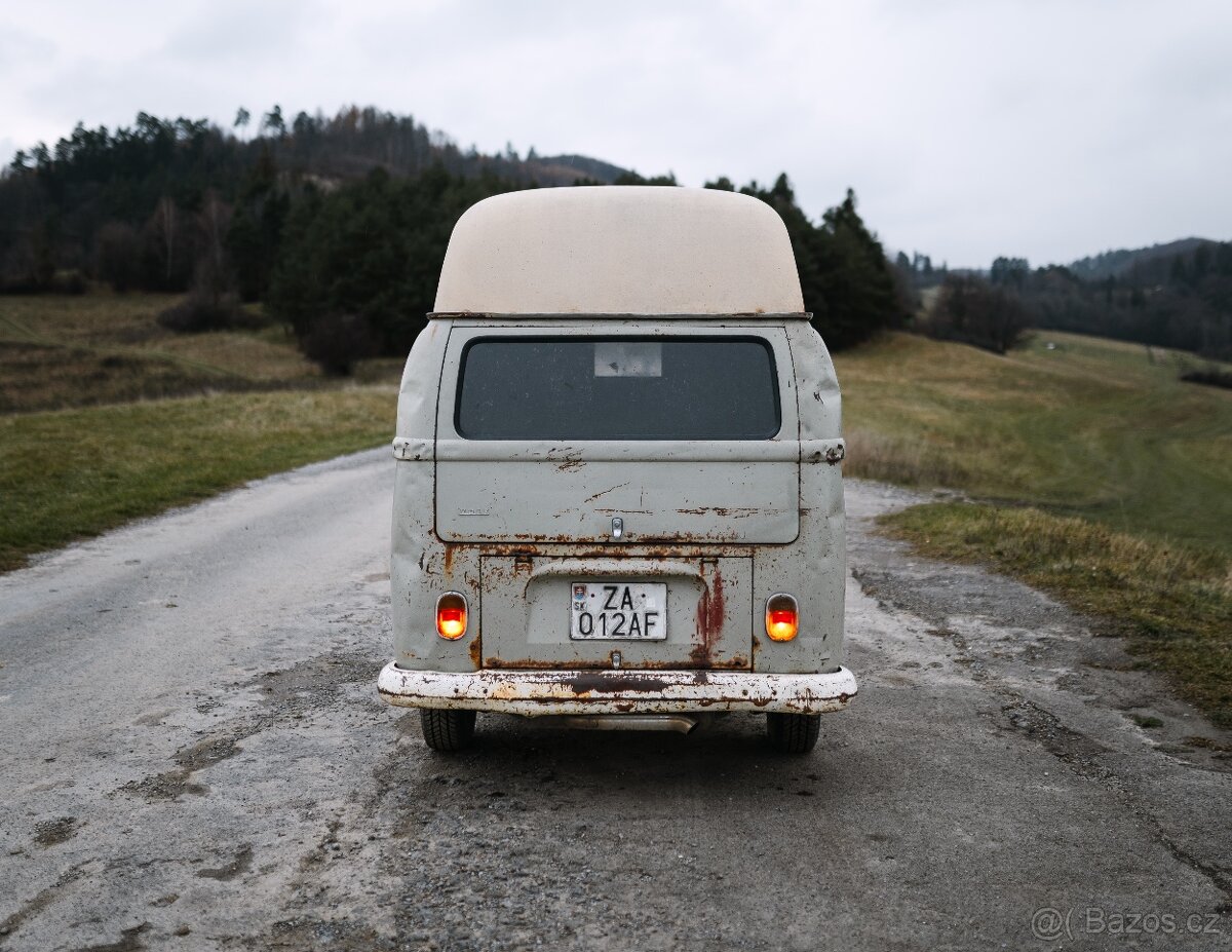 VW T2a Highroof - 6
