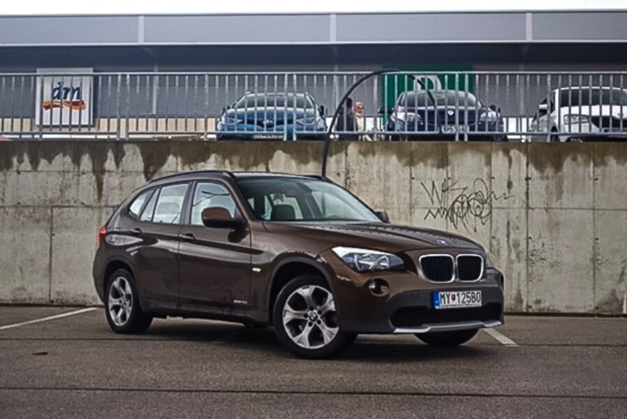 BMW X1 r.2010 , 110kw 4x4 - 6