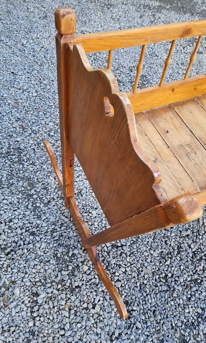 Dřevěná kolébka - 6