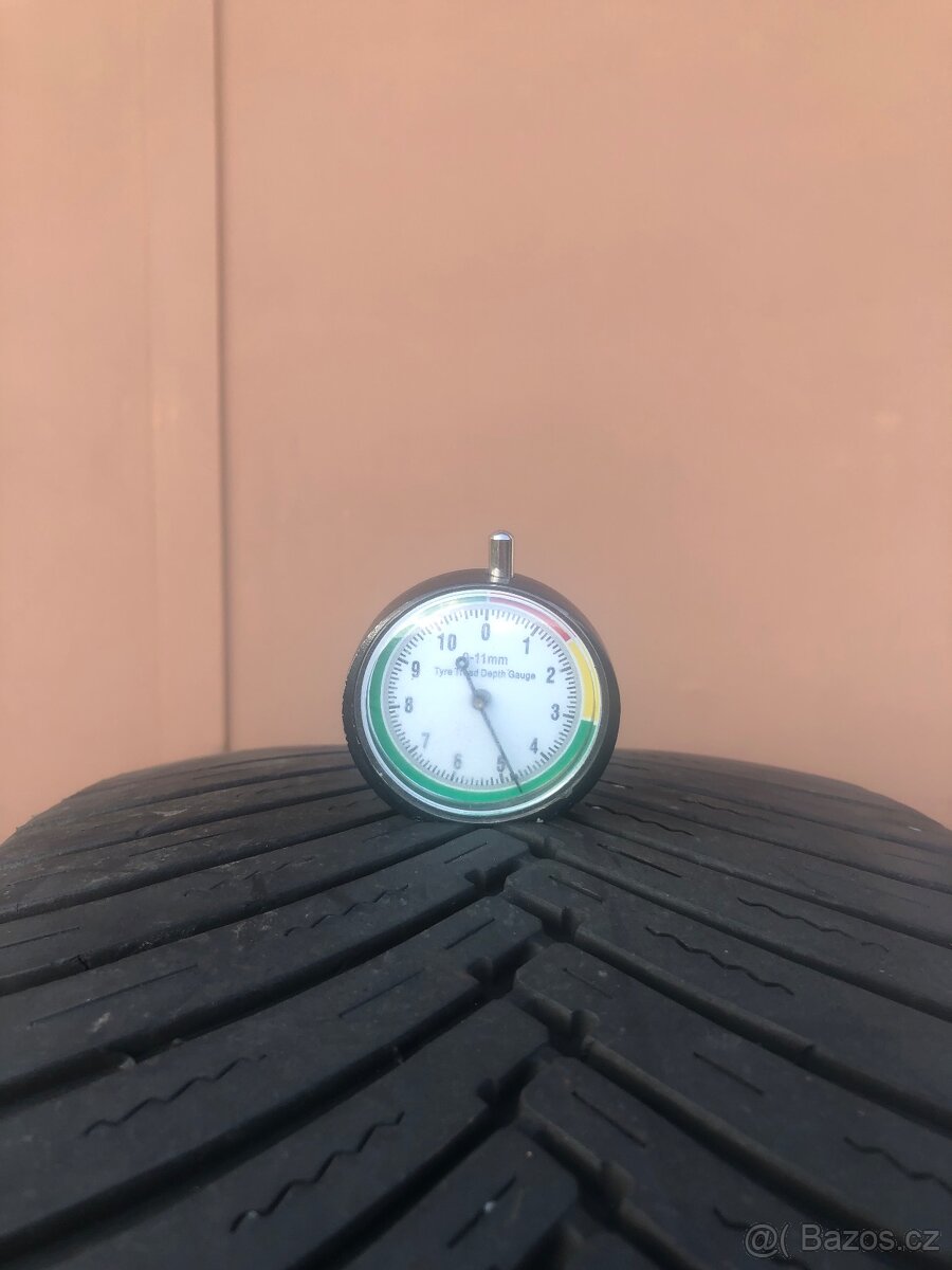Zimní pneu 235/50/19 - 6