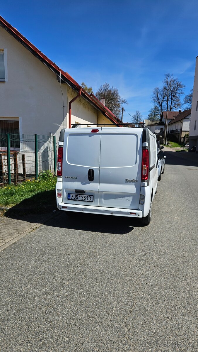 Renault Trafic - 6