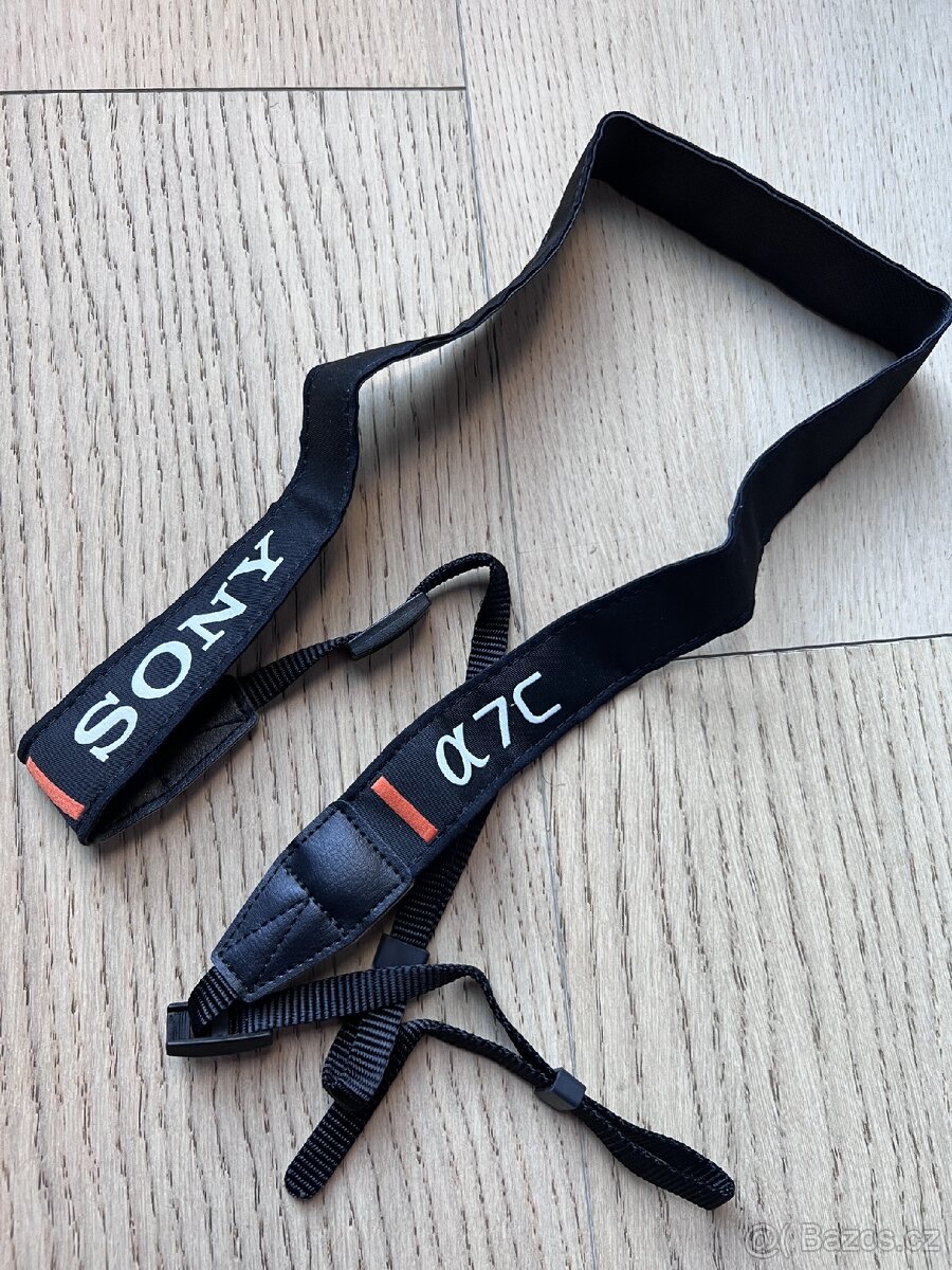 Sony A7C silver + objektiv Sony FE 28-70mm f3.5-5.6 - 6