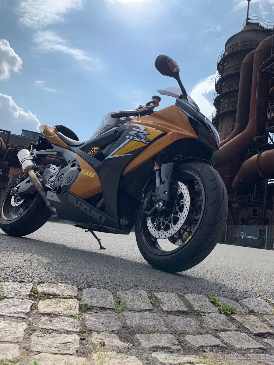 Suzuki gsxr 1000 - 6
