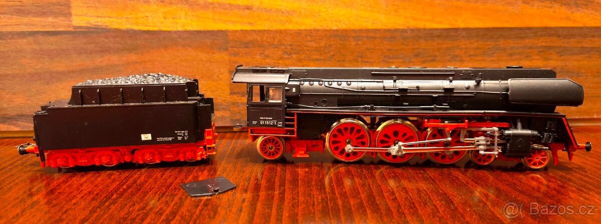 Parní lokomotiva BR 01 - velikost H0 - 6