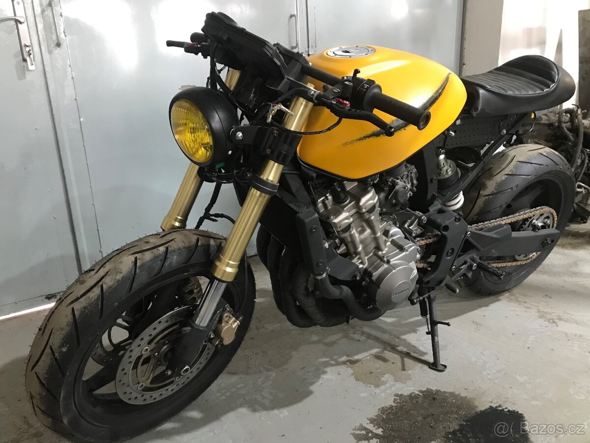 Honda CB600F Hornet - 6