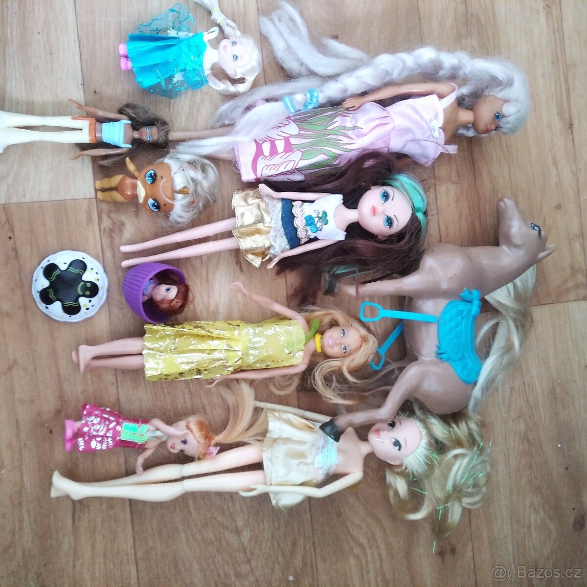 Směs panenek s koníkem - 6