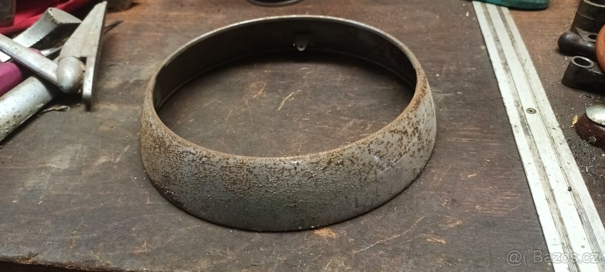 Jawa pérak, rámeček světla - 6