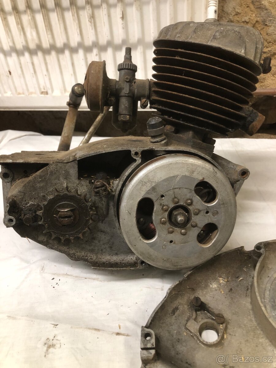 Čz 125 t motor - 6