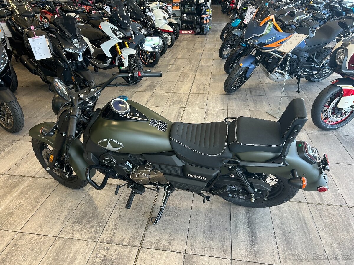 UM Motorcycles Renegade Commando 125 2025 - 6