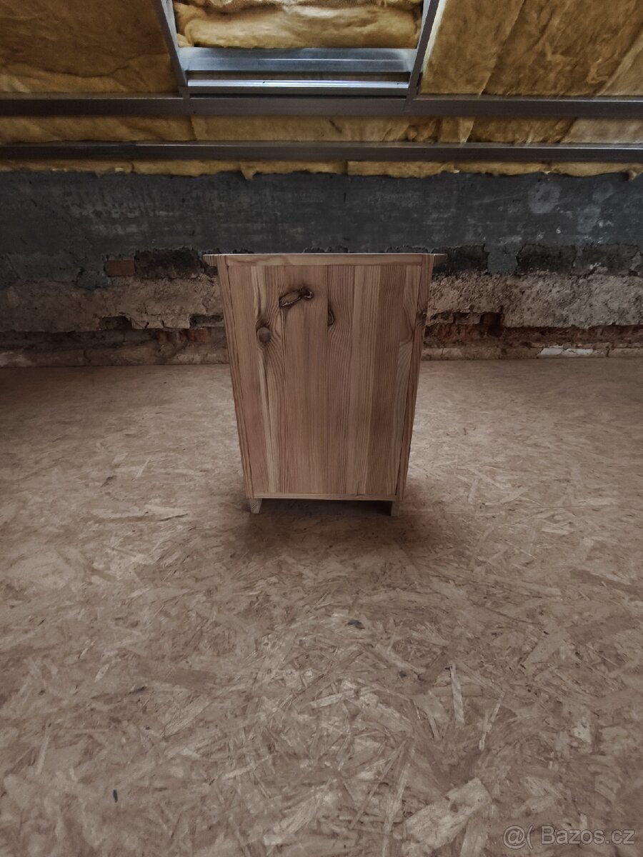Rustikální skříňka - 6