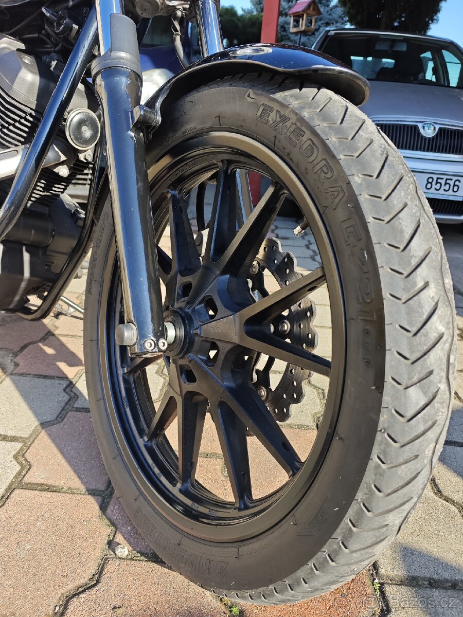 Yamaha XV 950R Bolt 2016 - 6