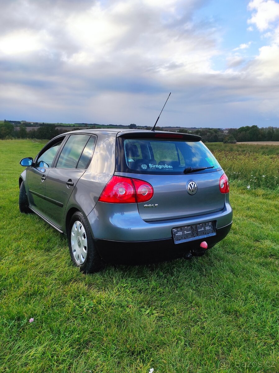 VW Golf V 1,9 TDi, 2008, nová STK, tažné - 6