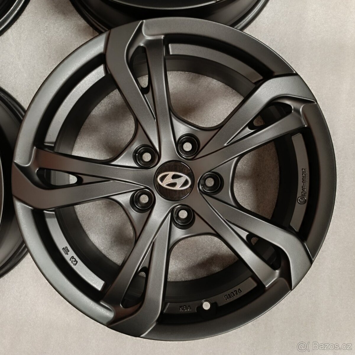 Originální alu kola Hyundai Santa Fe 7Jx17'' ET47 - 6