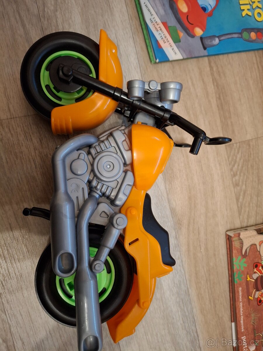 Svítící, houkací sanitka, motorka Playmobil, knihy, 12 kusů - 6