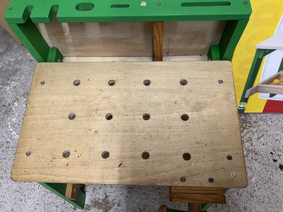 Dětský pracovní stůl - 6