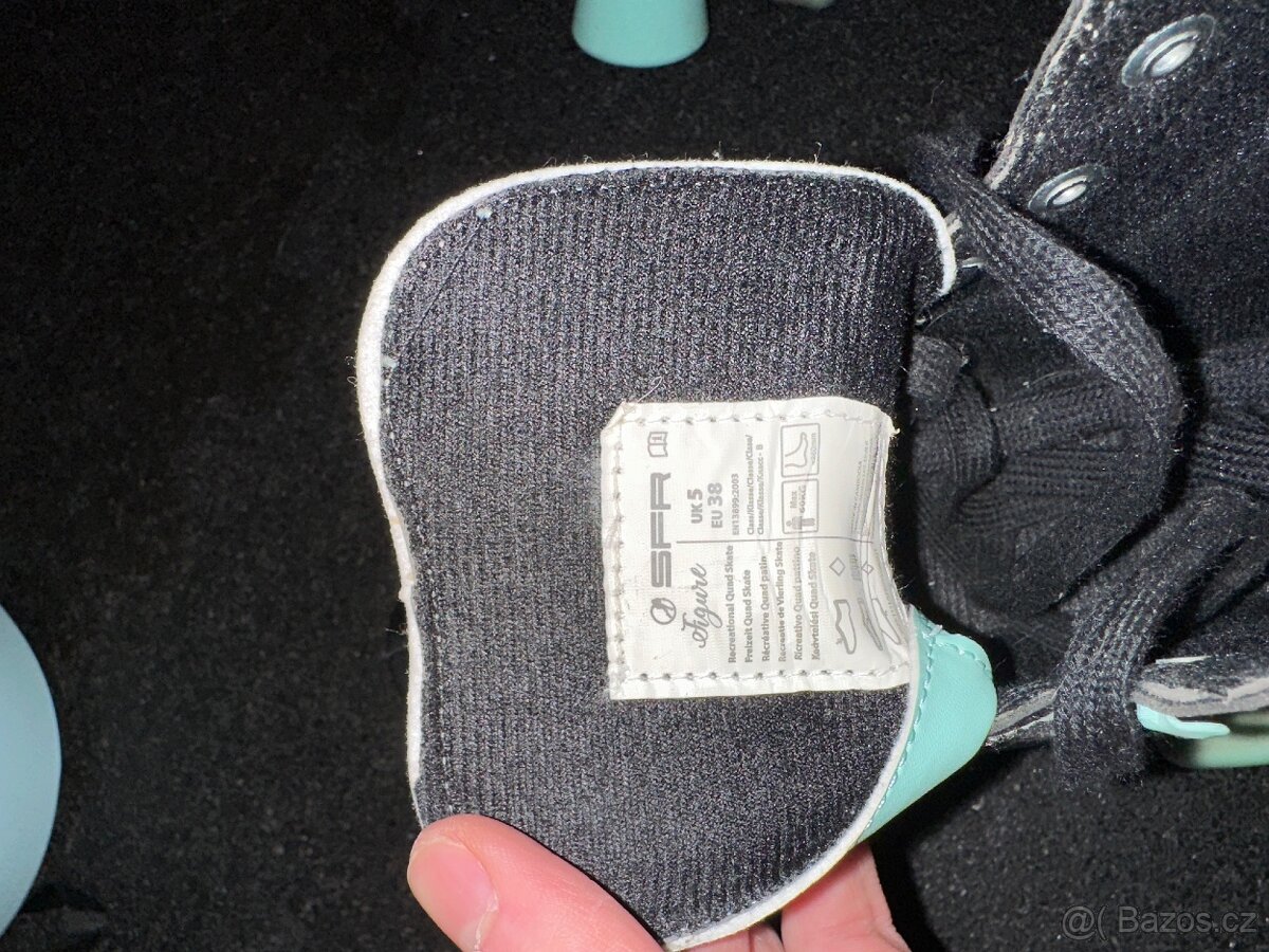 Kolečkové brusle SFR - 6