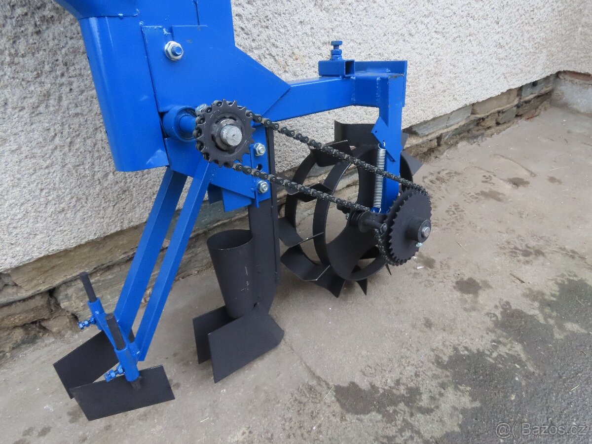 Sazeč česneku, cibule,žaludů Terra, Vari - 6