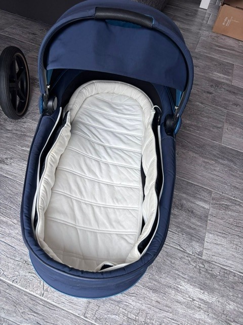 Cybex Priam, autosedačka Cybex Cloud Z - 6